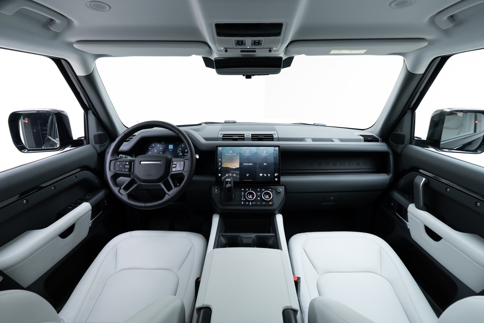 2026 LAND ROVER DEFENDER X- DAYNAMIC HSE P400E GCC UNDER WARRANTY